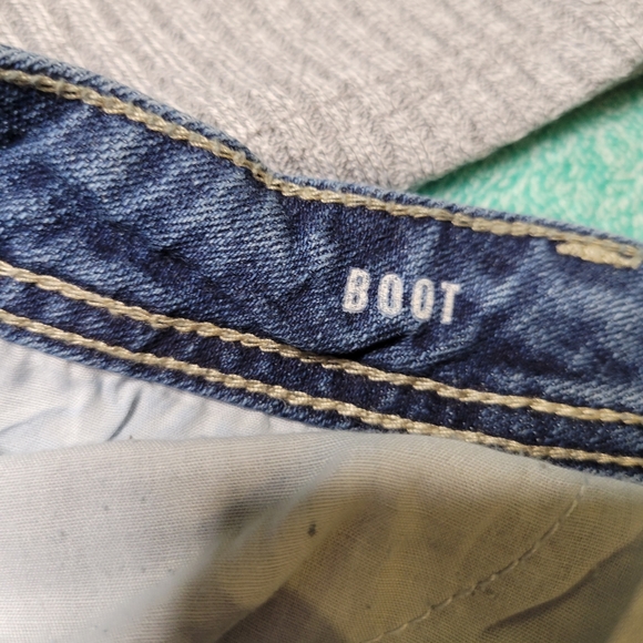 Aeropostale Bootcut Jeans Size 6 Short - Picture 6 of 7